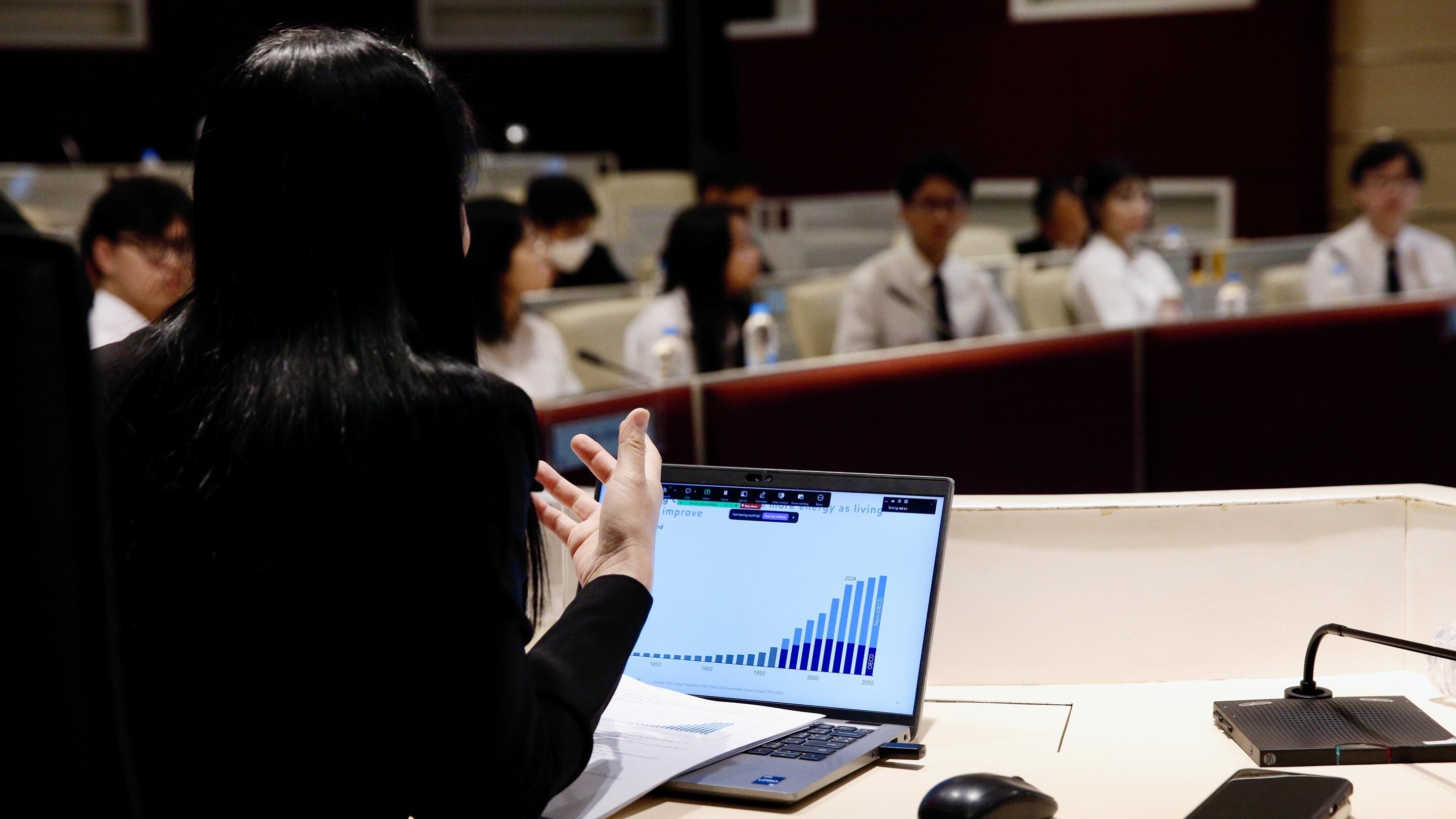 ExxonMobil marks its 43rd year of supporting Thai education through the “ExxonMobil Rattanakosin Bicentennial Education Fund.”