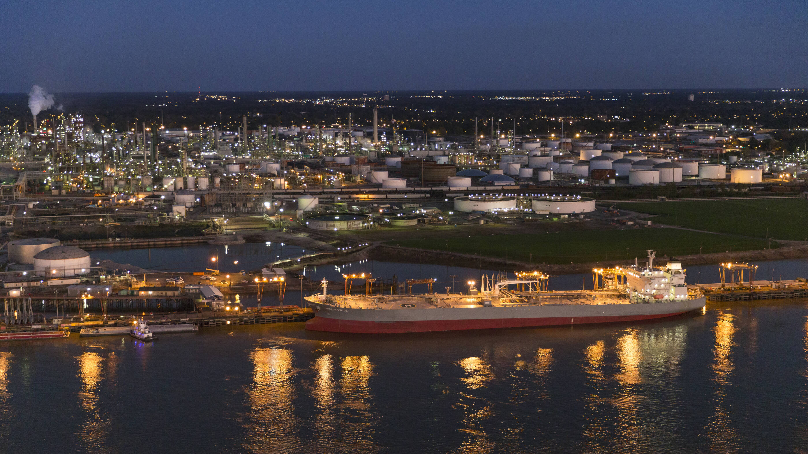 ExxonMobil Baton Rouge named Large Manufacturer of the Year by The Louisiana Association of Business and Industry (LABI)