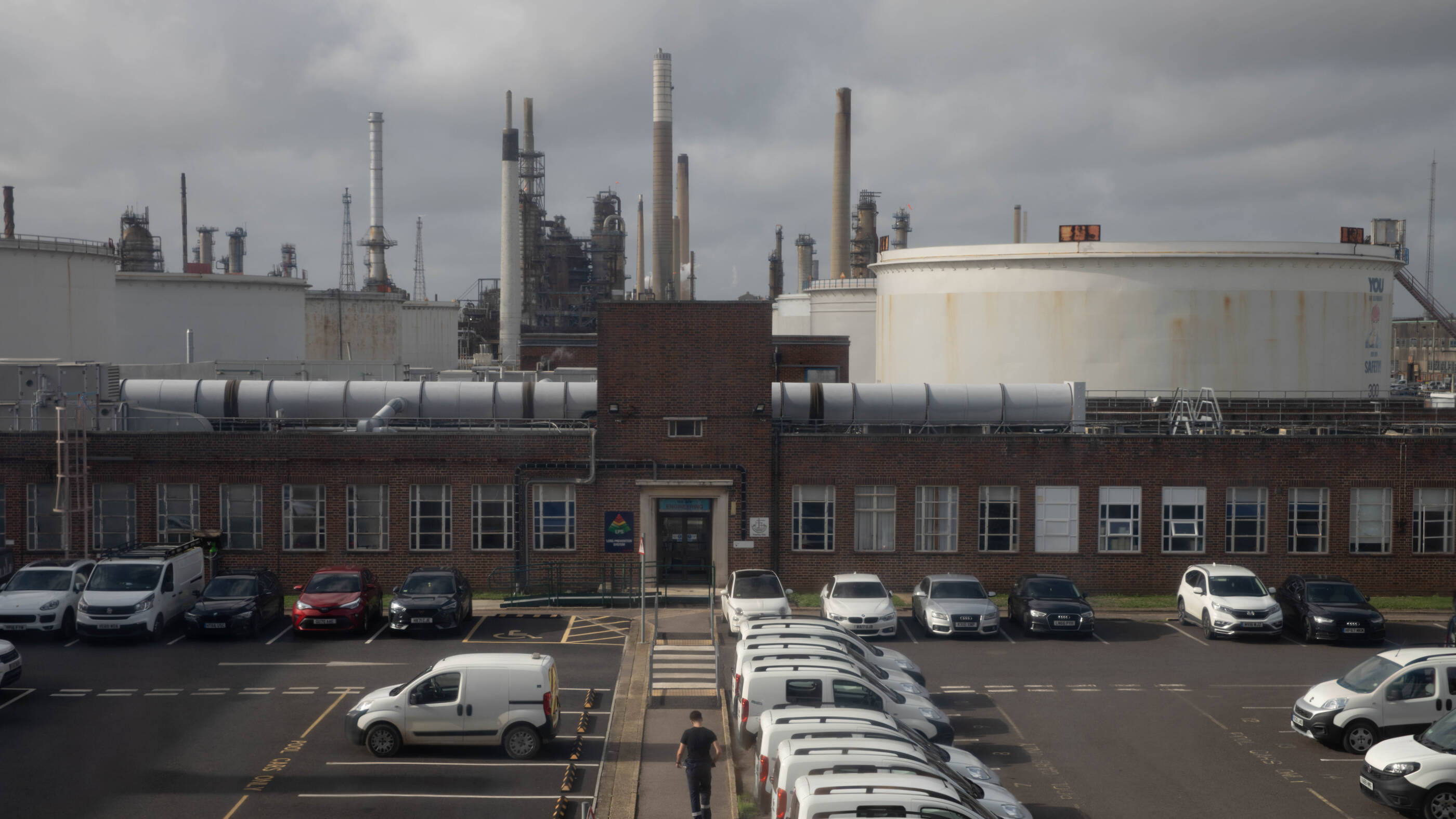 Fawley refinery and admin building