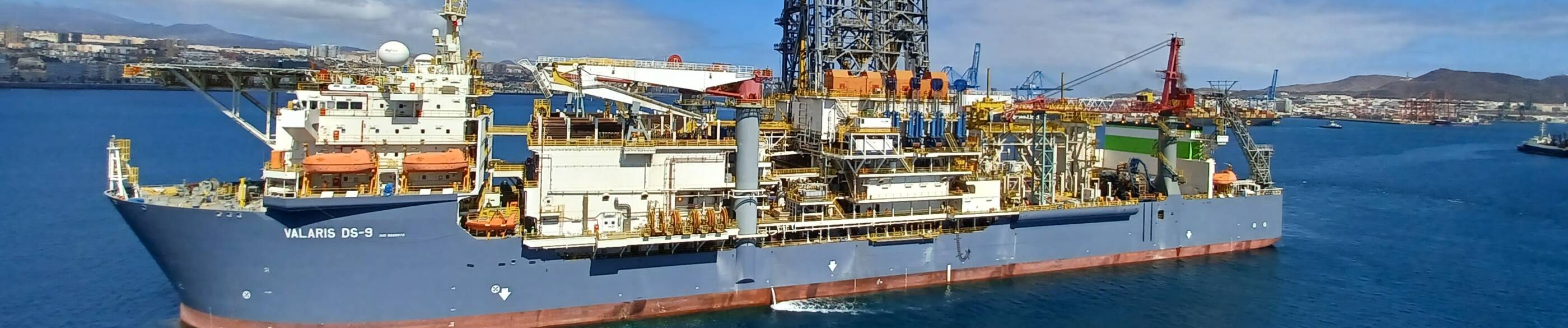 Valaris DS-9 rig in harbor