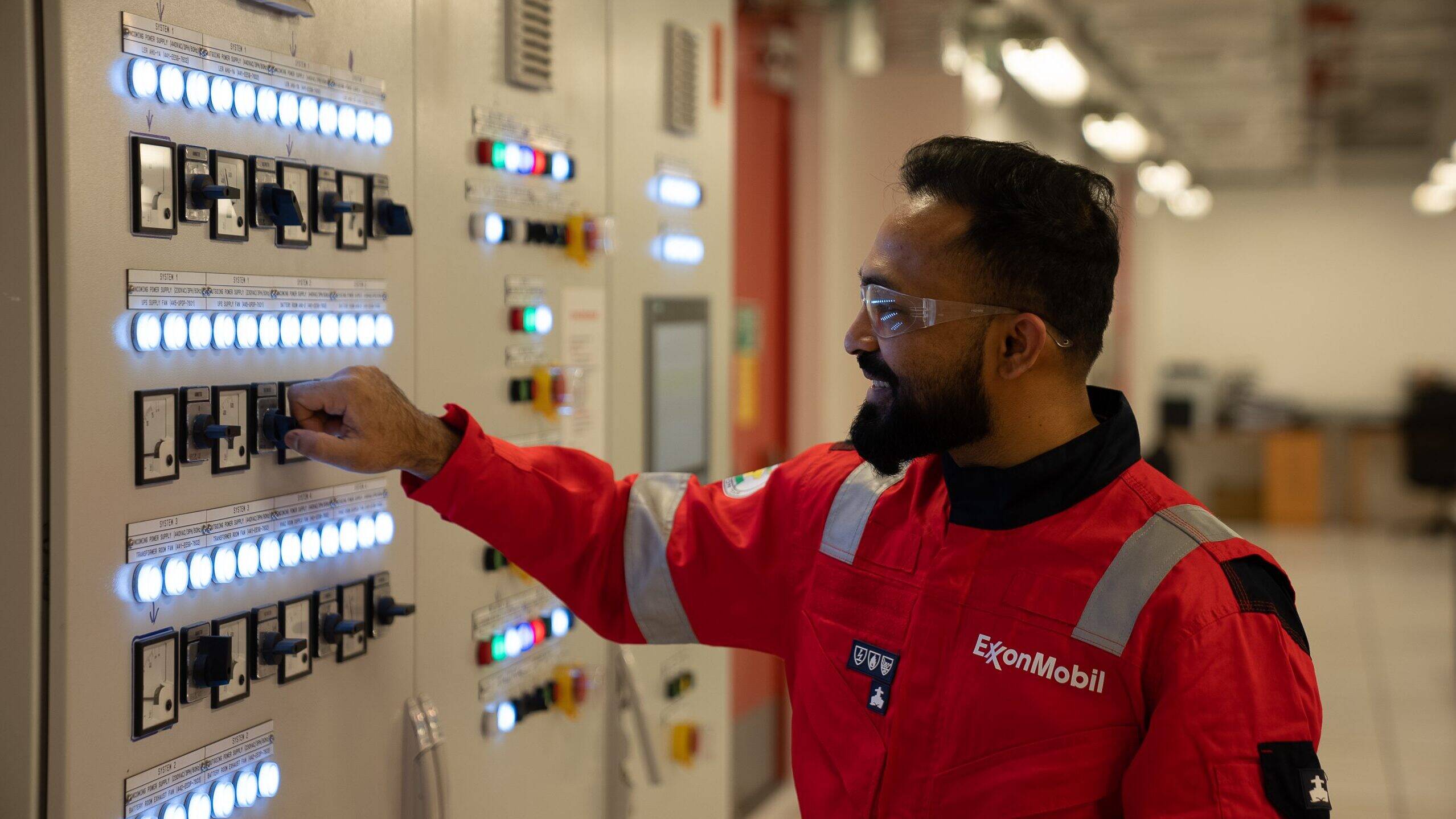 Liza Unity was designed and builtand now operates in alignment with the American Bureau of Shippings SUSTAIN-1 Notation and the UNs Sustainable Development Goals. The vessel is more energy efficient and has a lower air emissions impact than other vessels.